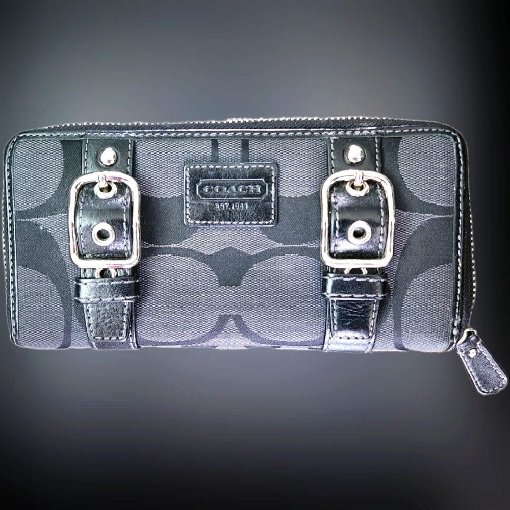 Large Coach Accordion Wallet
